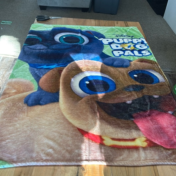 Puppy dog pals blanket - Picture 1 of 5